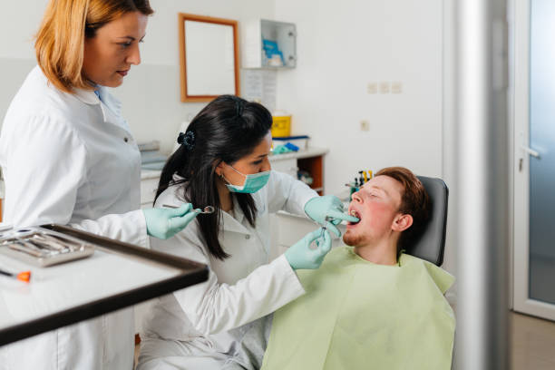 Best Emergency Dentist for Knocked-Out Tooth in Ballville, OH